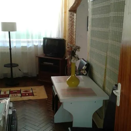 Fam, Appart. Mit Kochnische Mit Bad +Balkon ! - #17741 Cserszegtomaj